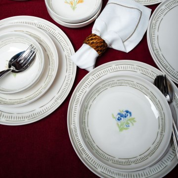 18-delig servies wit/veelkleurig/porselein