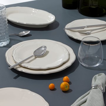 18-delige eettafelset, crème/zilver, porselein