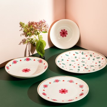24-delige serviesset, wit/rood/groen, porselein