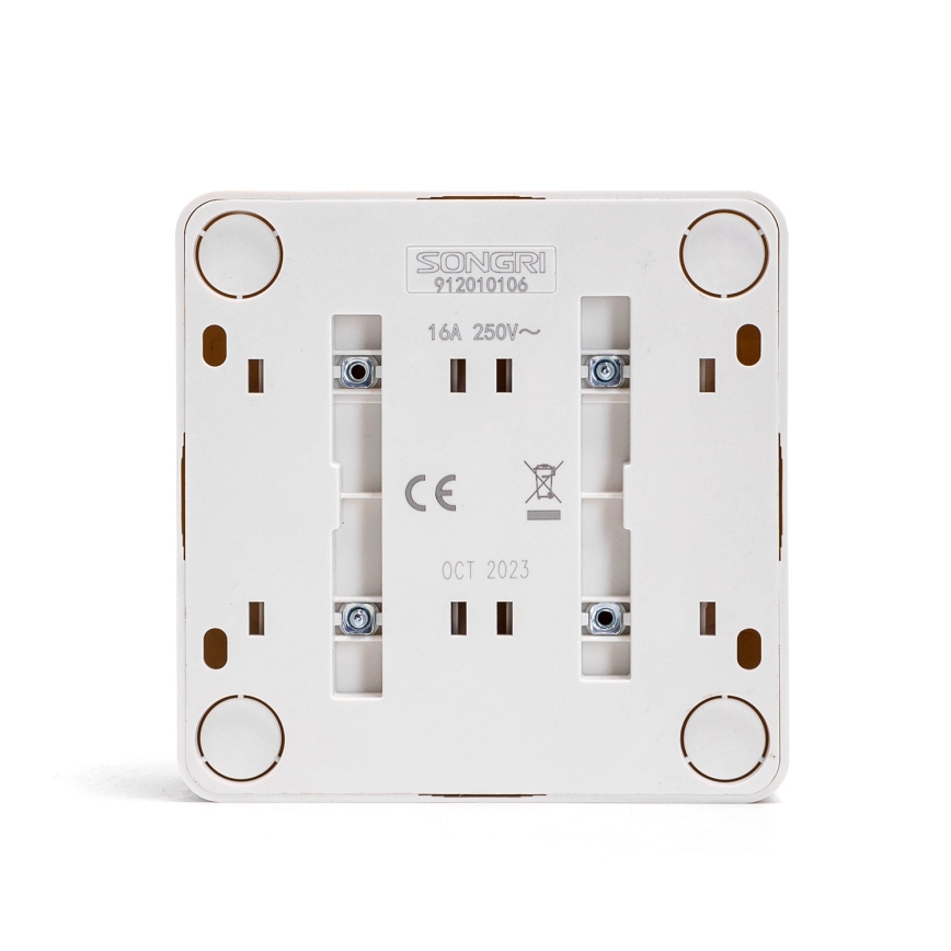 Aigostar - 4-voudige wandcontactdoos SCHUKO 250V wit
