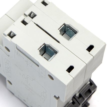Aigostar - Automaat 2-fasig 2P-63A-C 230-400V