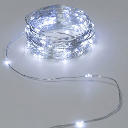 Aigostar - LED-lichtsnoer voor buiten, 50x LED / 3x AA, 5,3 m, koud wit