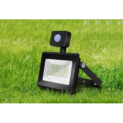 Aigostar - LED Schijnwerper met sensor LED/50W/230V 4000K IP65 zwart