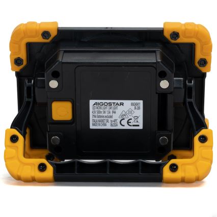 Aigostar - LED-werklamp LED/5W/3xAA 6500K IP44