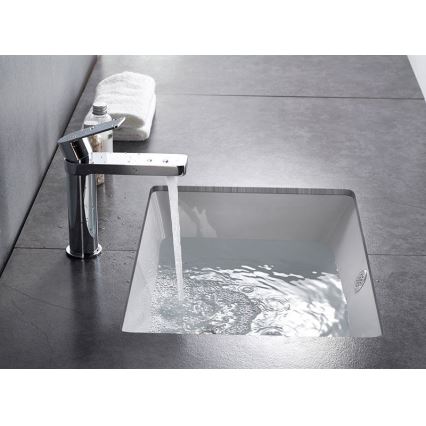 Aqualine - Kraan voor wastafel DAPHNE 15,5 cm glanzend chroom