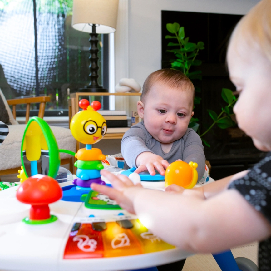 Baby Einstein - 4-in-1 actief speelcentrum AROUND WE GROW 3xAA