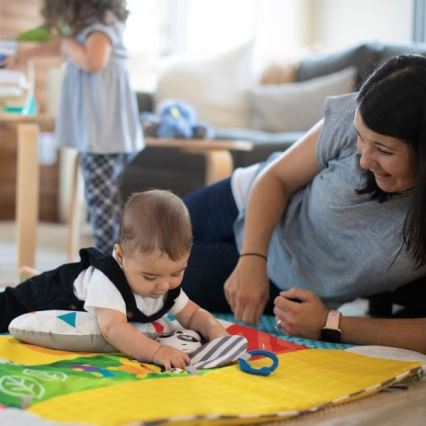 Baby Einstein - Kinderdeken om mee te spelen 5in1 PATCH'S COLOR PLAYSPACE 3xAAA