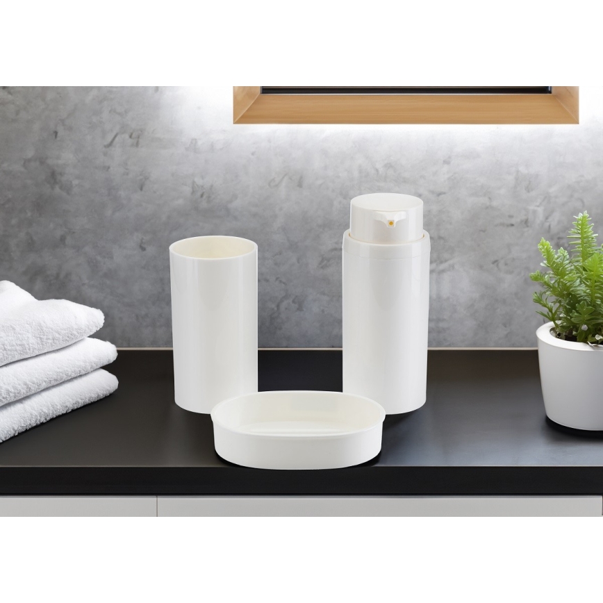 Badkamer set CARMEN 5 st. wit