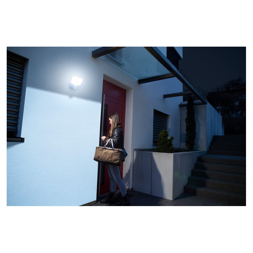 Brennenstuhl - LED dimbare schijnwerper met sensor LED/19,5W/230V 3000-6500K IP54 Wi-Fi