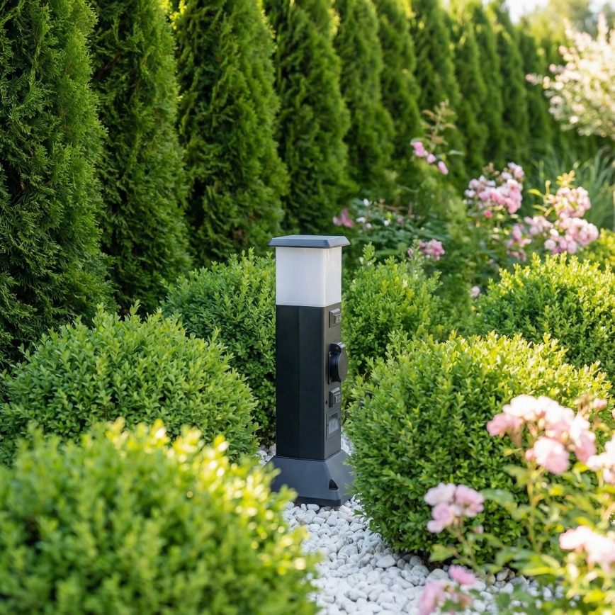 Brilagi - Buitenlamp met 2 SCHUKO-stopcontacten 1xE14/15W/230V IP44 zwart