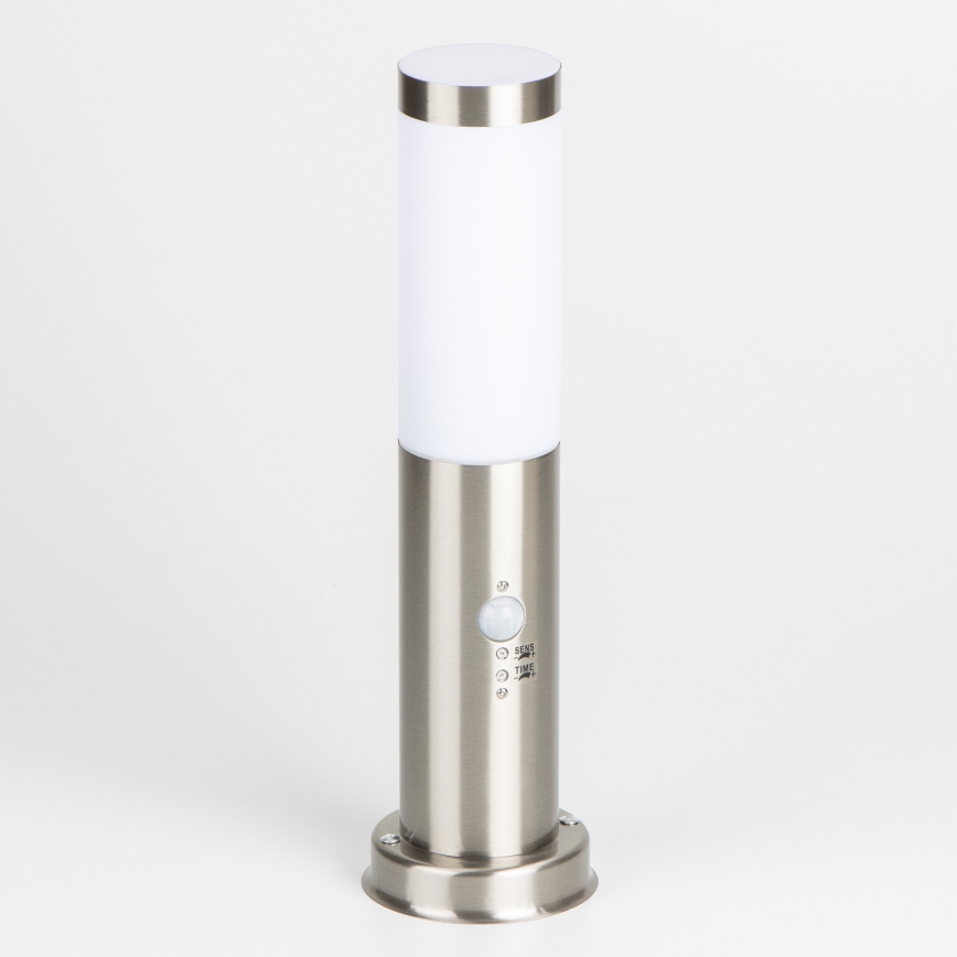 Brilagi - Buitenlamp met sensor NOVA 1xE27/15W/230V 40 cm IP44 mat chroom