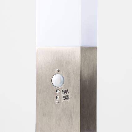 Brilagi - Buitenlamp met sensor NOVA 1xE27/15W/230V 40 cm IP44 mat chroom