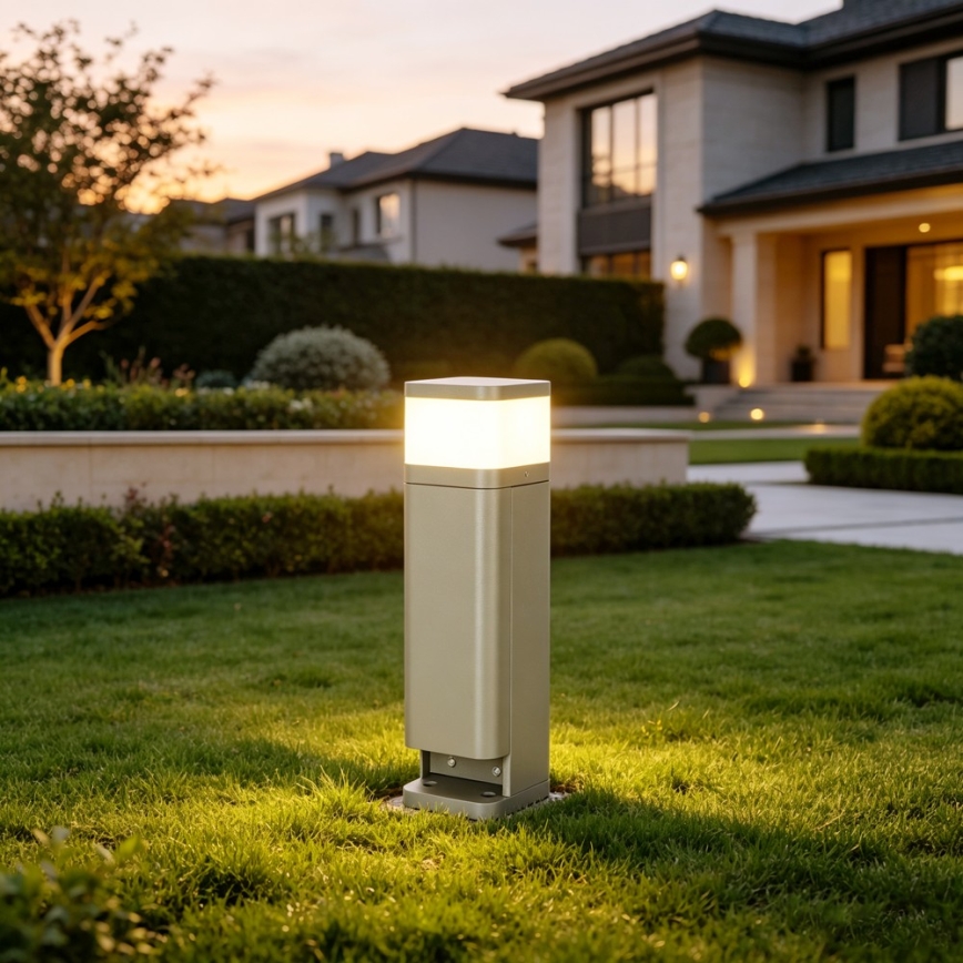 BRILAGI - Buitenlamp PILLAR met 2 SCHUKO-stopcontacten 1xG9/11W/230V IP44 grijs