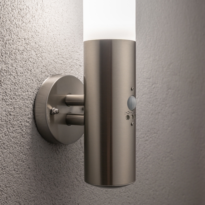 BRILAGI - Buitenwandlamp met sensor ELIA 1xE27/20W/230V IP44 mat chroom
