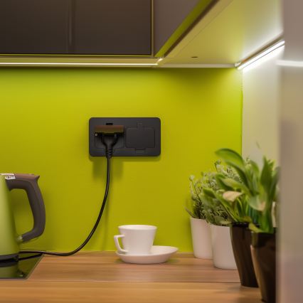 Brilagi - Inbouw dubbel stopcontact voor keuken INBOX IP55, zwart, rechthoekig