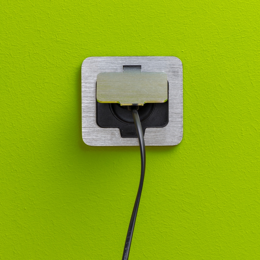 Brilagi - INBOX inbouwstopcontact voor keuken IP55, mat chroom, rechthoekig