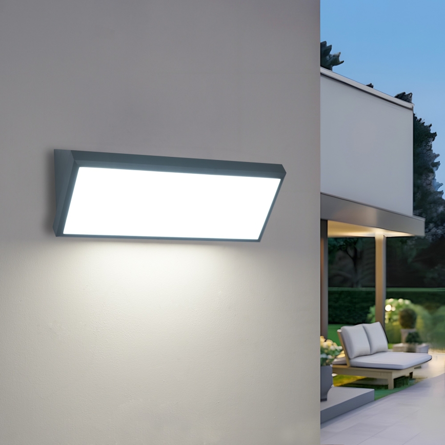 Brilagi - LED buitenwandlamp met sensor TRIANGLE LED/42W/230V 45 cm antraciet IP65