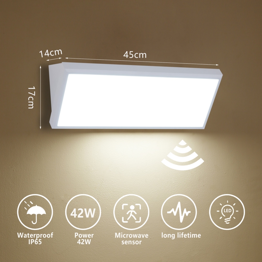 Brilagi - LED buitenwandlamp met sensor TRIANGLE LED/42W/230V 45 cm wit IP65