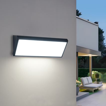 Brilagi - LED buitenmuurlamp met sensor TRIANGLE LED/42W/230V zwart IP65