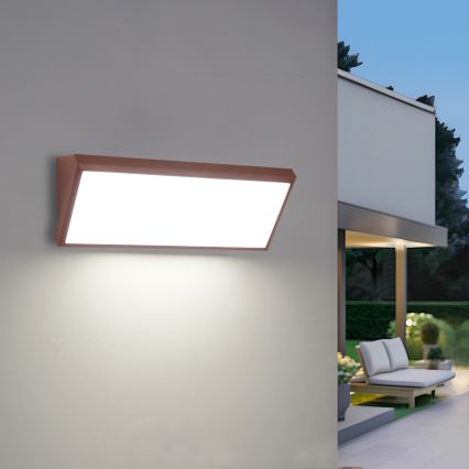 Brilagi - LED buitenwandlamp TRIANGLE LED/42W/230V 3000/4000/6500K bruin IP65