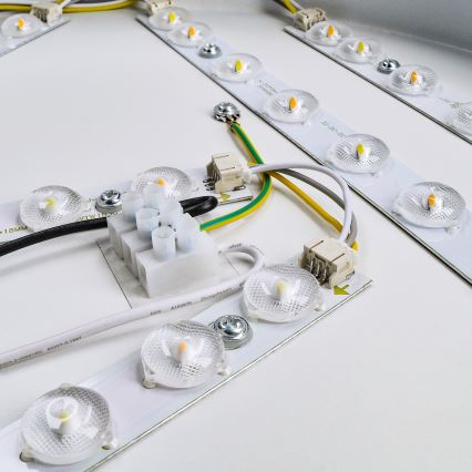 Brilagi - LED-plafondlamp POOL 48W/230V 3000/4000/6000K Ø 40 cm wit