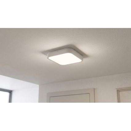 BRILAGI - LED plafondlamp voor badkamer met sensor ZENNA LED/18W/230V 28,5x28,5 cm IP44 wit + afstandsbediening