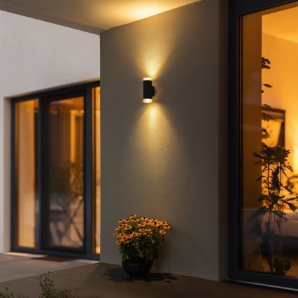 Brilagi - LED RGBW dimbare buitenwandlamp MATERA 2xGU10/4,8W/230V 3000K IP54 zwart + afstandsbediening