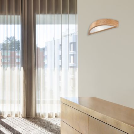 Brilagi - LED RGBW dimbare wandlamp CARVALHO 1xE27/15W/230V 2700-6500K Wi-Fi eiken