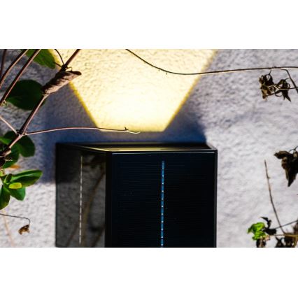Brilagi - LED Solar wandlamp met sensor SOLAR CUBE LED/2W/3,2V 1300 mAh IP54