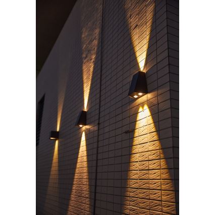 Brilagi - LED Solar wandlamp PYRAMID LED/2W/3,2V 1300 mAh IP54