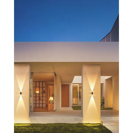 Brilagi - LED Solar wandlamp PYRAMID LED/2W/3,2V 1300 mAh IP54
