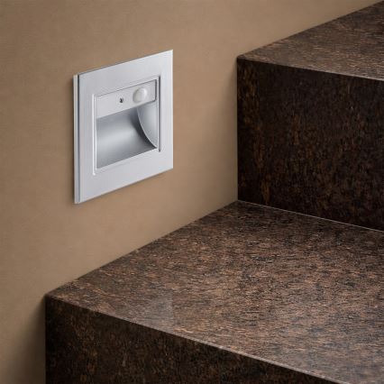 Brilagi - LED-traparmatuur met sensor STEP LIGHT LED/1,5W/230V IP44 zilver