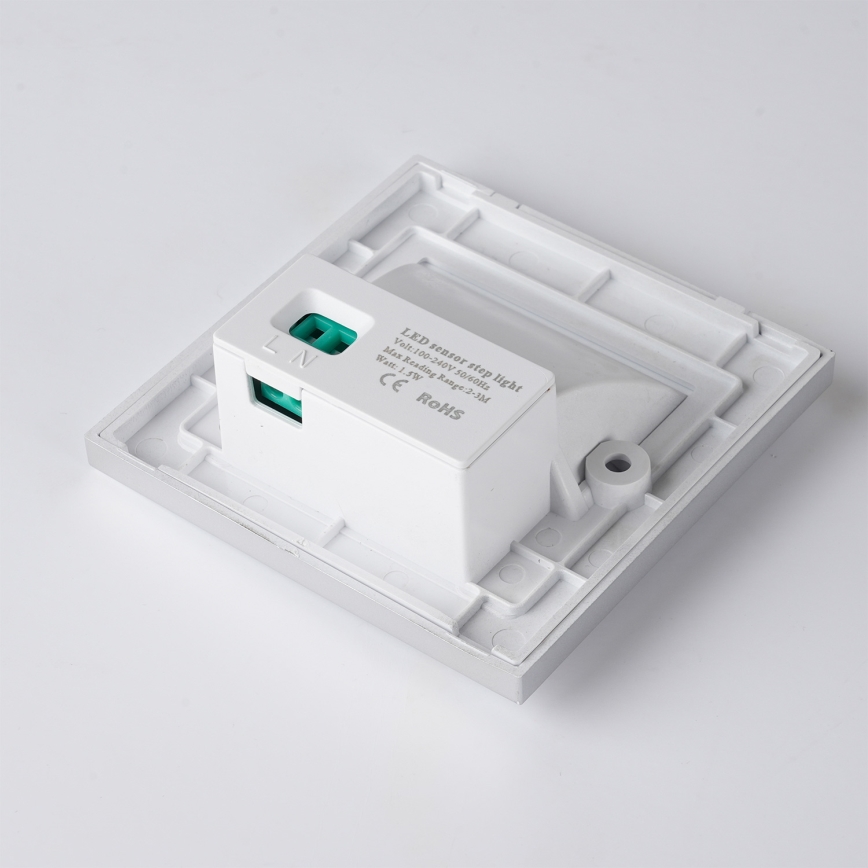 Brilagi - LED-traparmatuur met sensor STEP LIGHT LED/1,5W/230V IP44 zilver