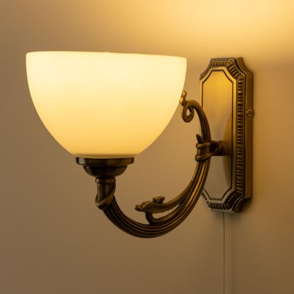 Brilagi - Wandlamp CLASSIC 1xE27/60W/230V messing