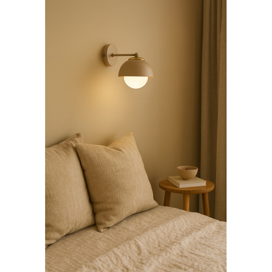 Brilagi - Wandlamp COSMO 1xE27/60W/230V beige/goud
