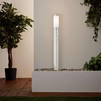 Brilliant - LED Buitenlamp met een sensor LEIGH LED/0,9W/230V + 1xE27/11W 80 cm IP44 glanzend chroom