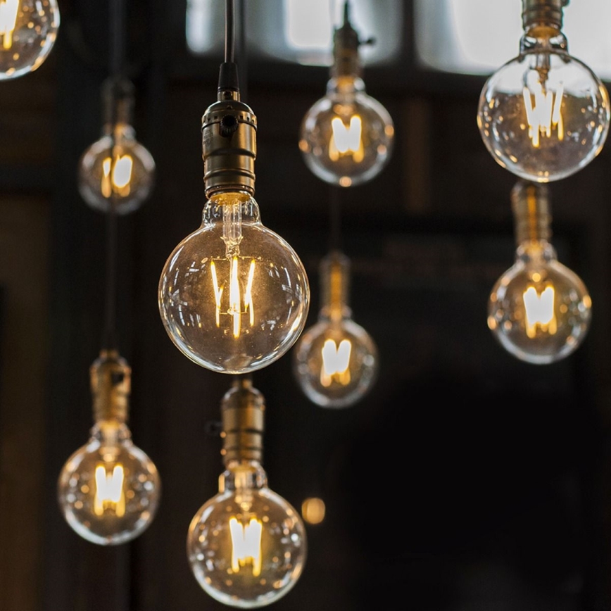 Dimbare LED Lamp FILAMENT G125 E27/8W/230V 2200K