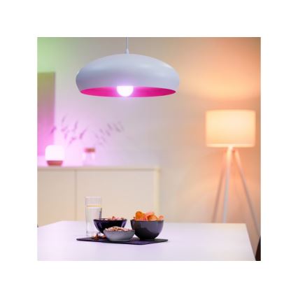 Dimbare LED RGBW Lamp A60 E27/8W/230V 2200-6500K CRI 90 Wi-Fi -WiZ