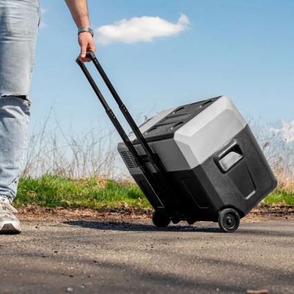 Draagbaar autokoelkast met LCD scherm 40 l 230V/12V/24V zwart