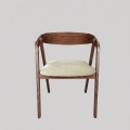 Eetkamerstoel LUSO notenhout/beige