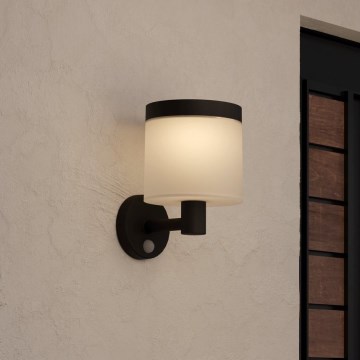 Eglo - LED Zonne-energie wandlamp met sensor LED/7,5W/3,7V 2200 mAh IP44