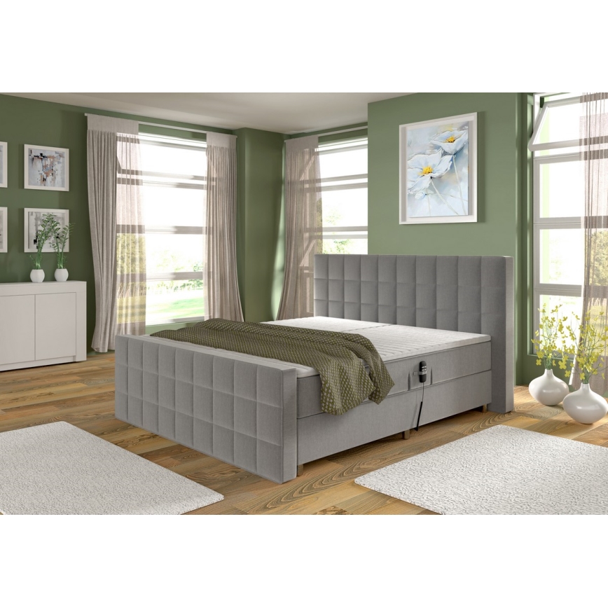 Elektrisch verstelbaar gestoffeerd bed met matrassen en topper HELEN 180x200 cm grijs
