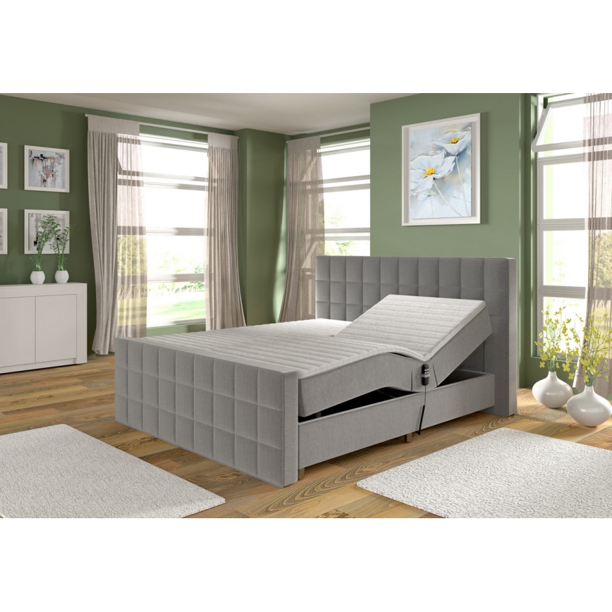 Elektrisch verstelbaar gestoffeerd bed met matrassen en topper HELEN 180x200 cm grijs