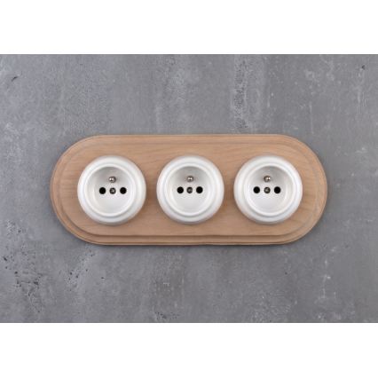 Elhard - Driedubbele keramische retro-wandcontactdoos voor huishoudelijk gebruik met afdekraam 230V wit/licht hout