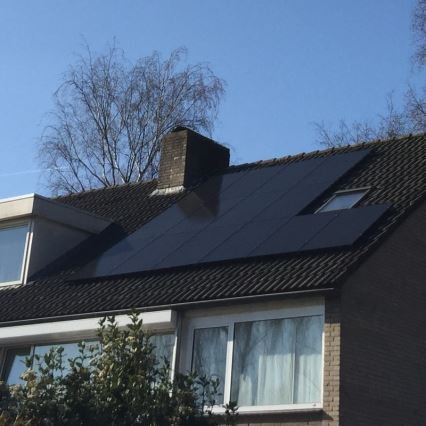 Fotovoltaïsch Solar Paneel JA SOLAR 390Wp helemaal zwart IP69 Half cut