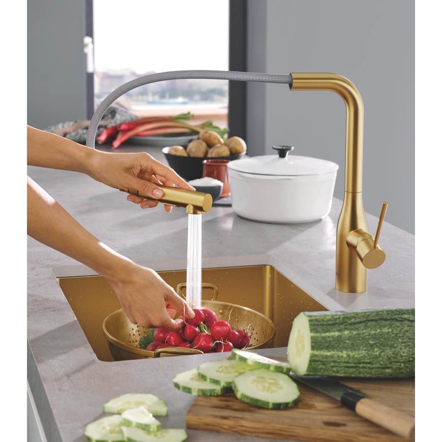 GROHE 30270GN0 - Keukenkraan ESSENCE, goud