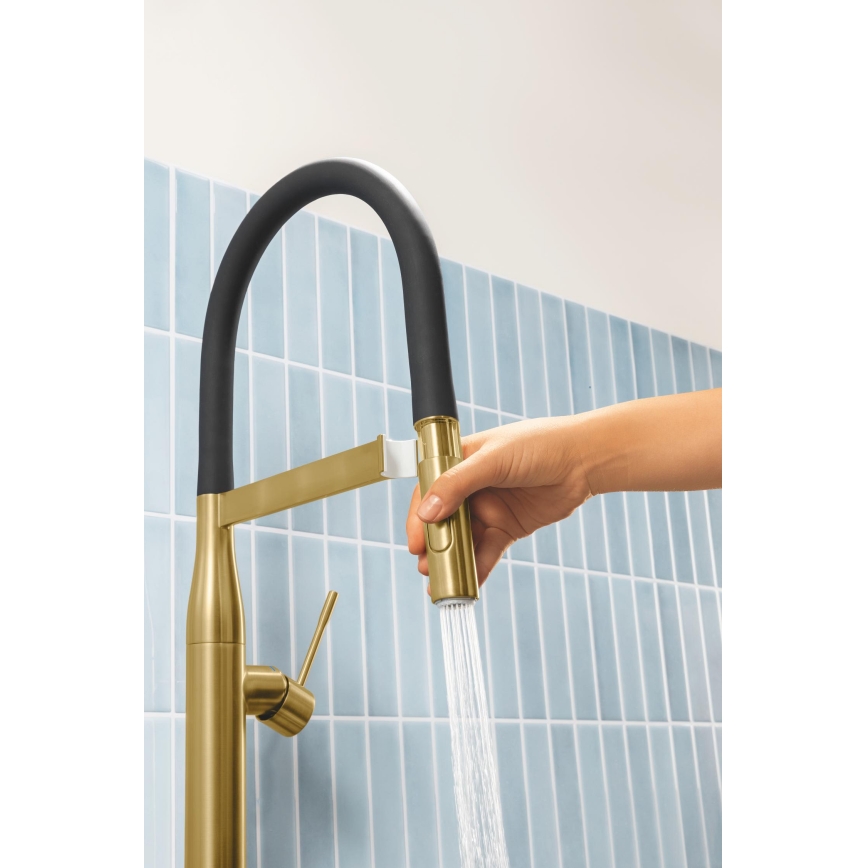 GROHE 30294GN0 - ESSENCE keukenkraan, goud