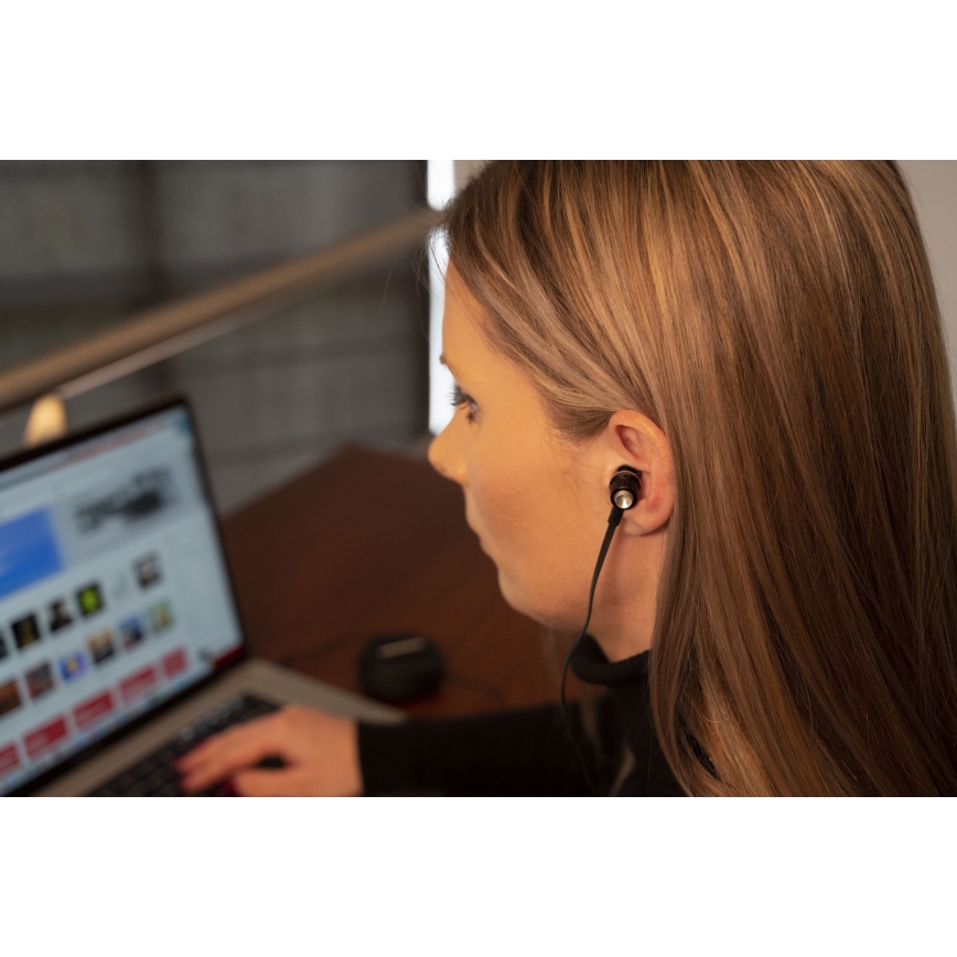 Grundig - Oortjes met een Microfoon JACK 3,5 mm zwart