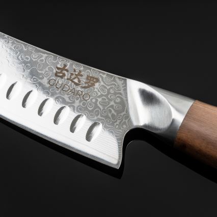 Gudaro - Damast Santoku keukenmes TAKUMI 7, 67 lagen damaststaal, lemmetlengte 17,5 cm, walnoothandvat
