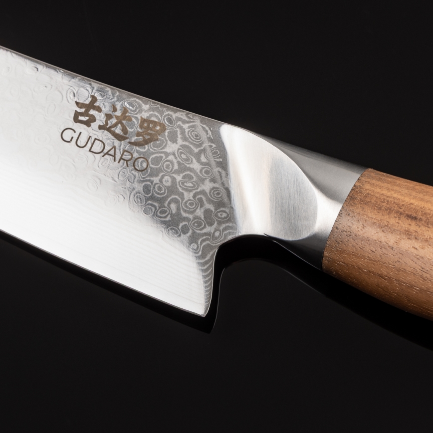 Gudaro - Damast chefmes TAKUMI 8, 67 lagen damaststaal, lengte 20 cm, walnoothout